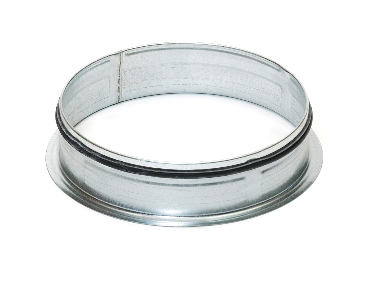 FLB008K Manicotto cartellato KEN-LOK (FLB) Il Manicotto cartellato FLB 90° ha un piccolo bordo e viene inserito su una superficie piana o scatola di pezzo. Con un Condotto circolare su questo manicotto si può creare un attacco rigido in una canalizzazione rotonda partendo da una piastra, una scatola o una cassa.